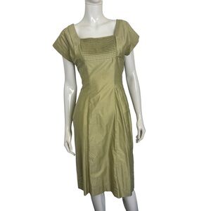 🍁Marion McCoy 50s Tan/Chartreuse Polished Cotton Dress w/ Pleated Bodice & Bow